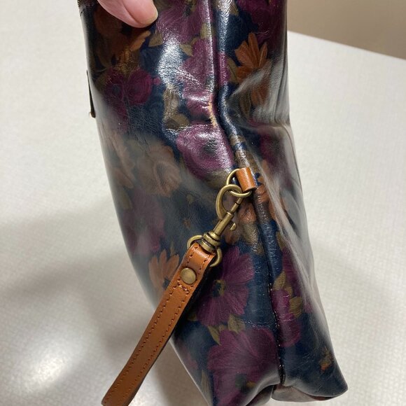 Patricia Nash Peruvian Painting Leather Wristlet/Clutch - Picture 9 of 14